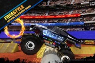 MegaStunt Mayhem Pro [iOS]