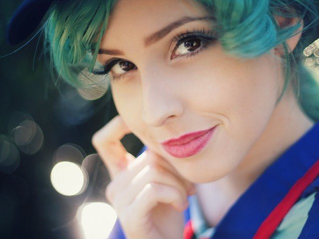 Agente Mara, la guapa policía de Pokémon 2