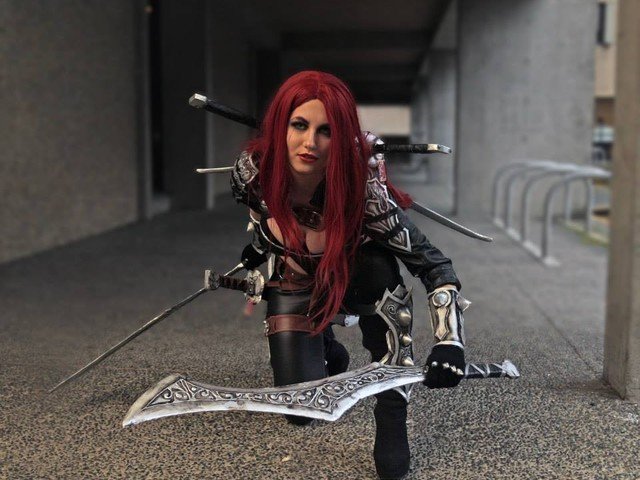 Cosplay de Katarina, la asesina pelirroja de League of Legends 1