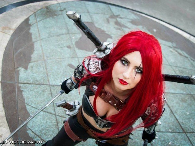 Cosplay de Katarina, la asesina pelirroja de League of Legends 4