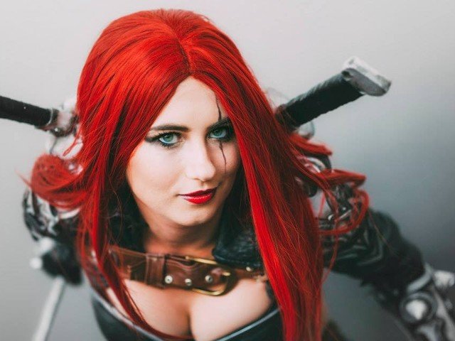 Cosplay de Katarina, la asesina pelirroja de League of Legends 7