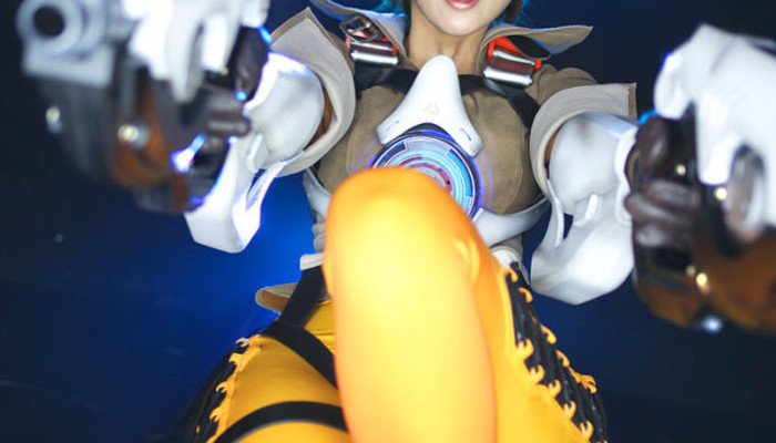 Cosplay de Tracer, la aventurera de Overwatch