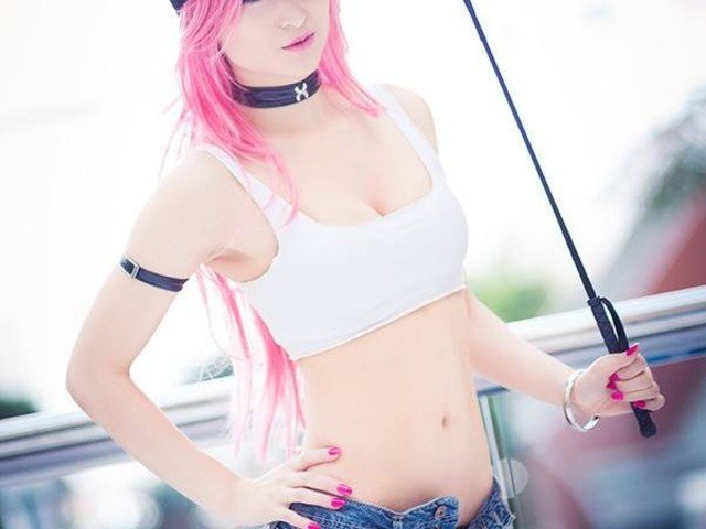 Dulce cosplay de Poison 3