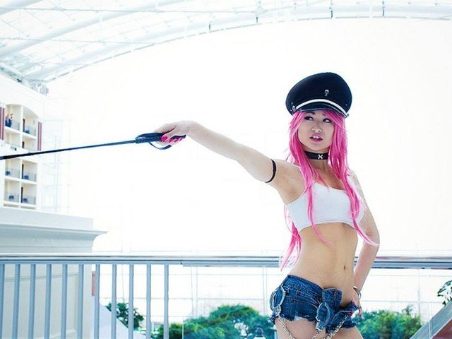 Dulce cosplay de Poison 5