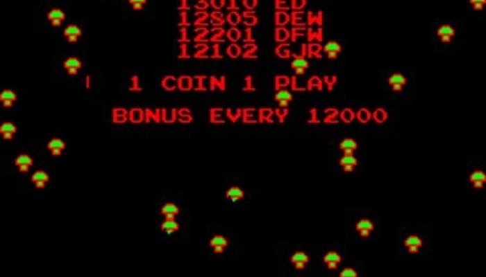 Retro Review de Centipede